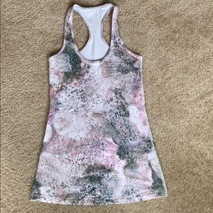 Lululemon racerback tank size 6